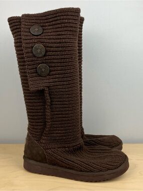 UGG Women’s Size 10.0 Classic Cardy Tall Knit Sweater Boots Brown Buttons